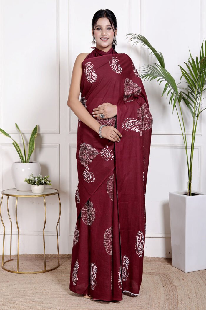 Women's Maroon Pure Cotton Floral Printed Saree