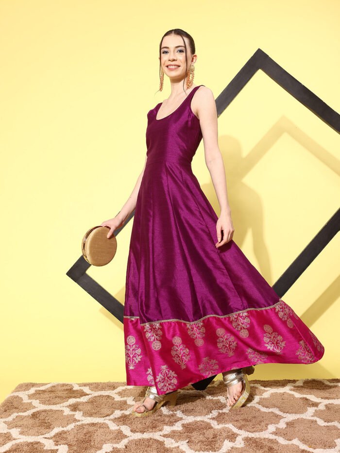 Women's Purple Poly Silk Printed Round Neck Gown