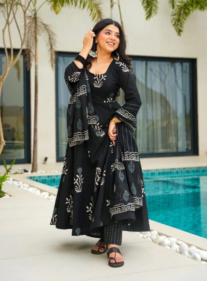 Women's Black Viscose Printed Anarkali Set