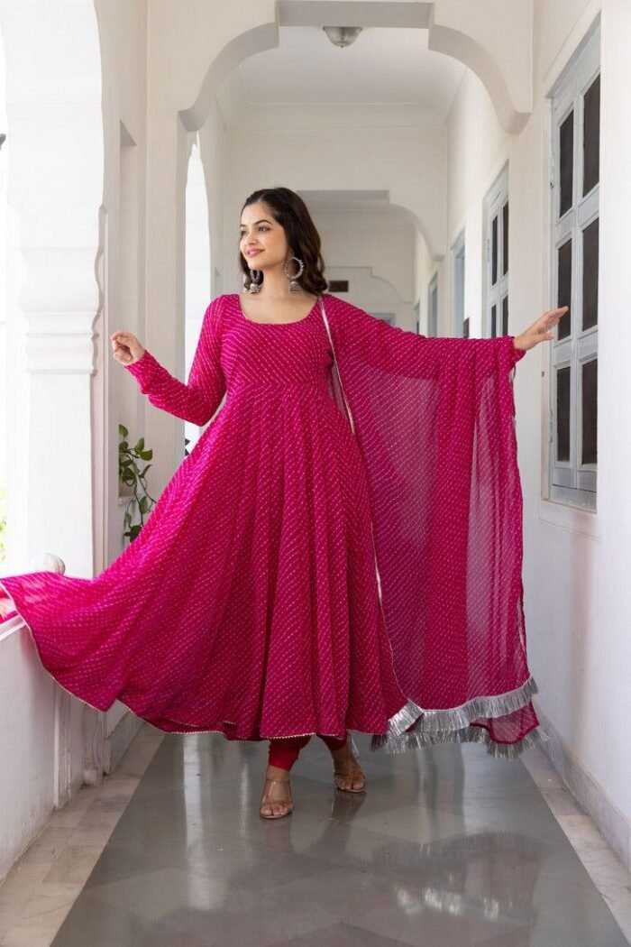 Women's Floral Printed Knee Length Elbow Length Sleeves Round Neck Kurti And Palazzo Set With Net Dupatta