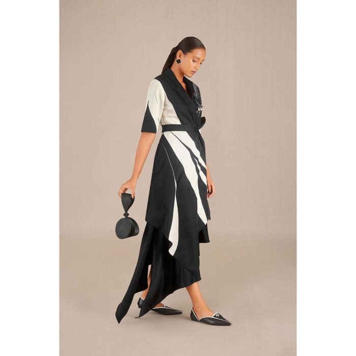 Hello Hi Reeza Clutch Black