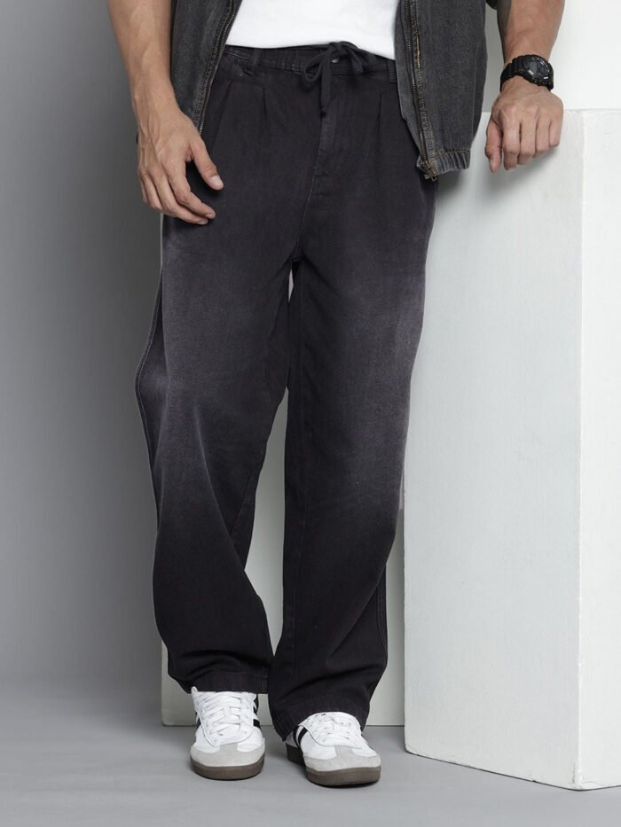 Men's Black Relaxed Fit Solid Utility Jeans