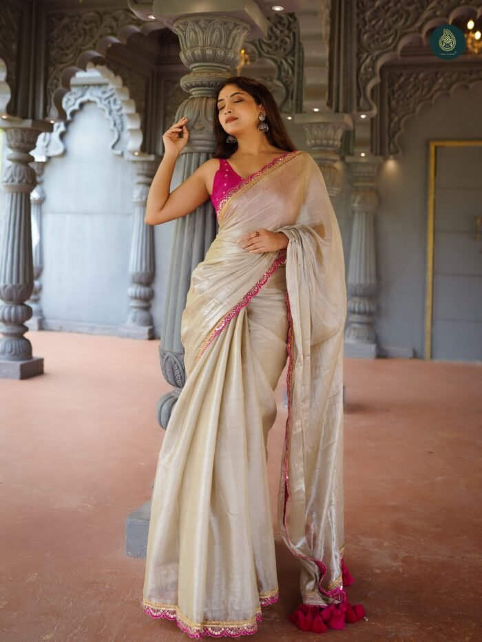 Women's Shimmering Elegance Erode Silk Saree With Cutwork Lace And Full Of Tassels
