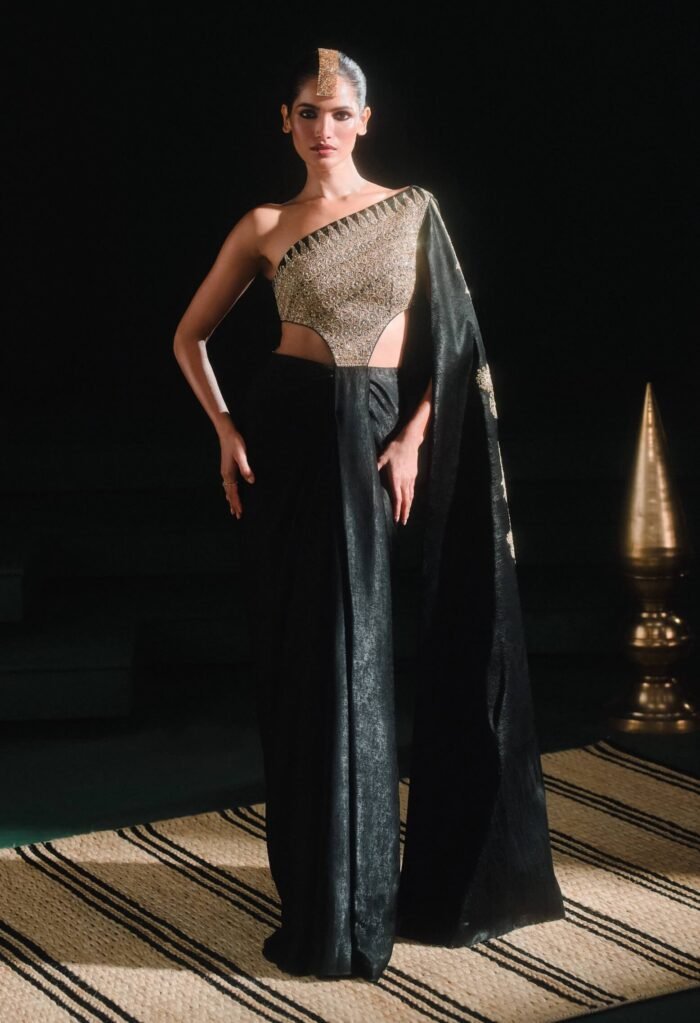 Black kala-khatta sari gown