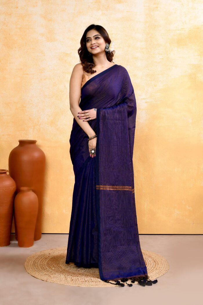 Women's Navy Blue Embellished Cotton Blend Zari Check Handloom Saree
