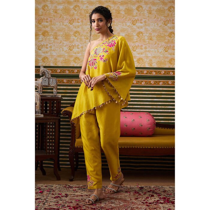 Hello Hi Mehr Yellow Floral Co-Ord (Set of 2)