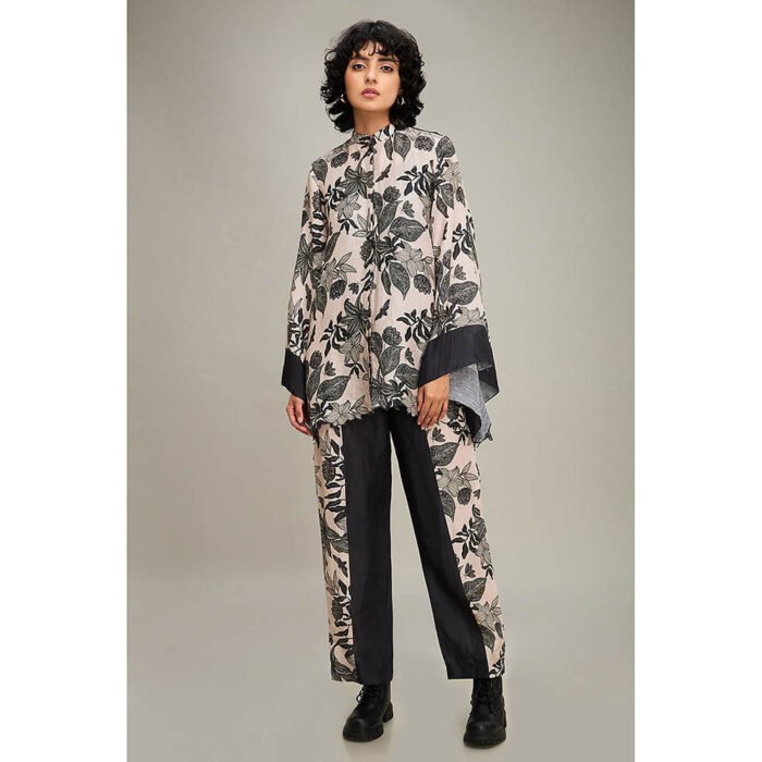 Hello Hi Black Ahyana Printed Co-Ord (Set of 2)