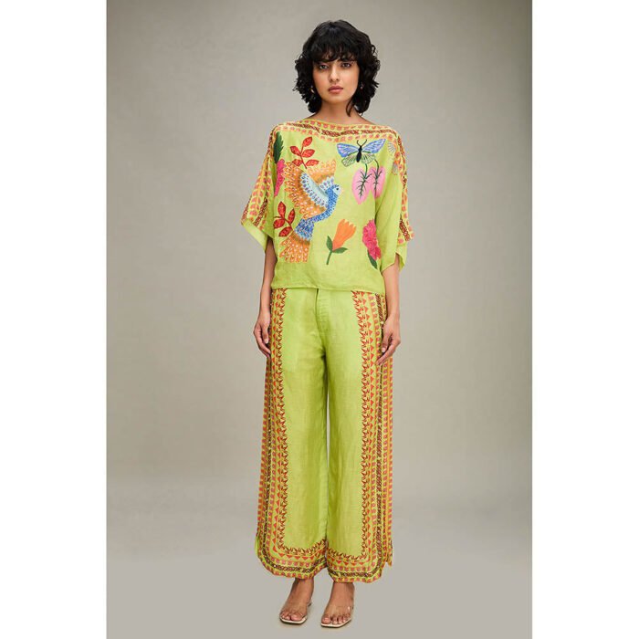 Hello Hi Avain Canopy Embellished Kimono Co-Ord (Set of 2)