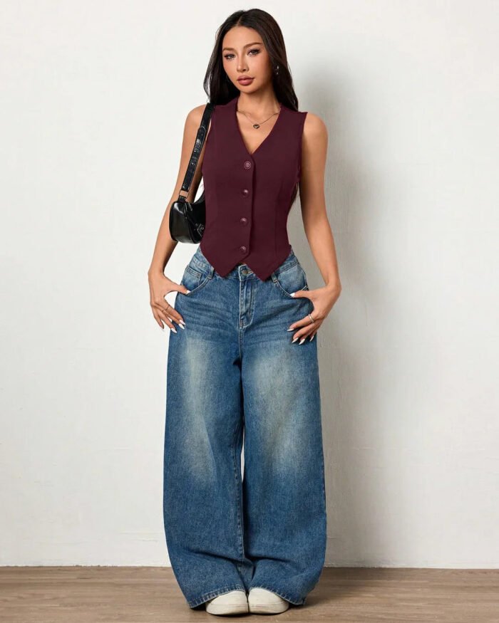 Structured V-Neck Buttoned Sleeveless Vest Top in Maroon