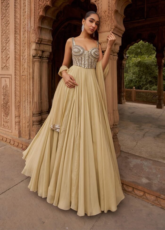Golden jashnaa sunheri gown and dupatta