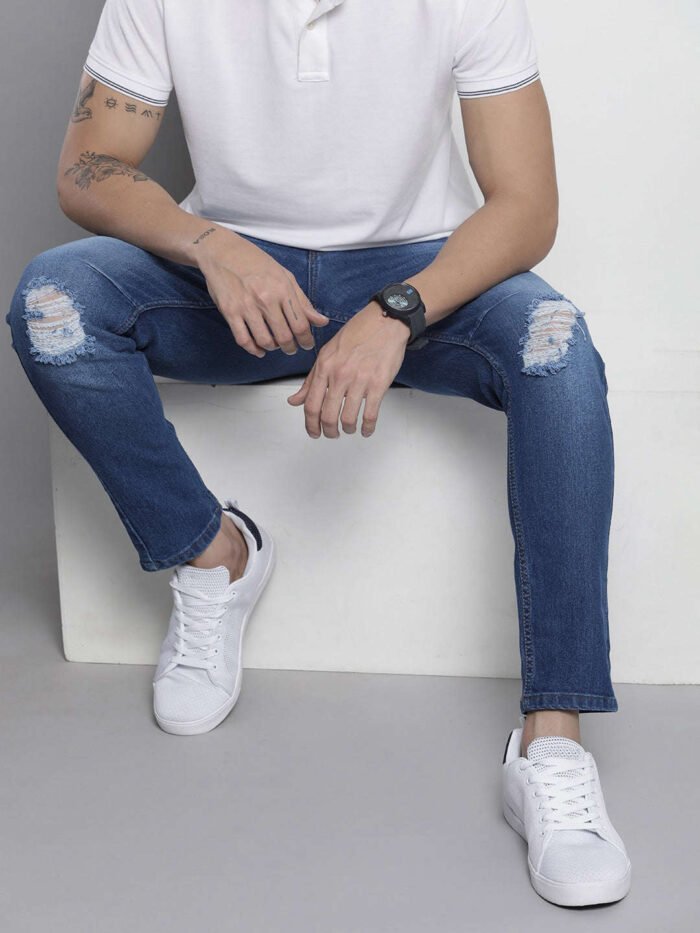 Men's Blue Carrot Fit Distressed Mid-Rise Stretchable Jeans