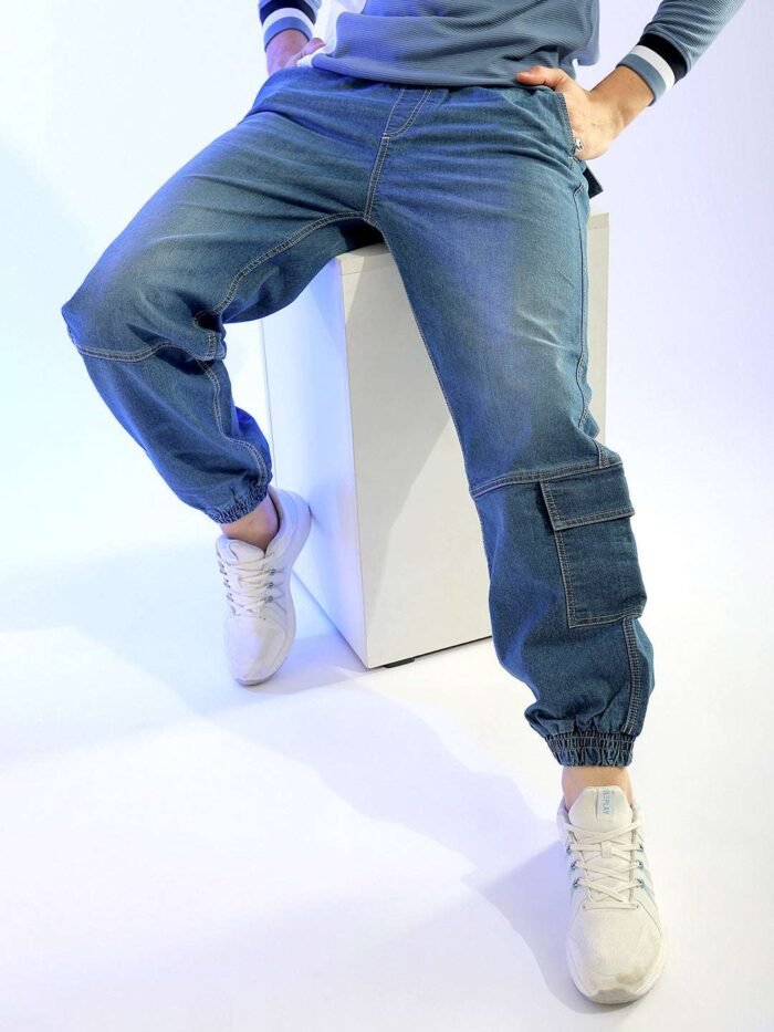 Men's Midnight Blue Loose Fit Solid Street Wear Jeans