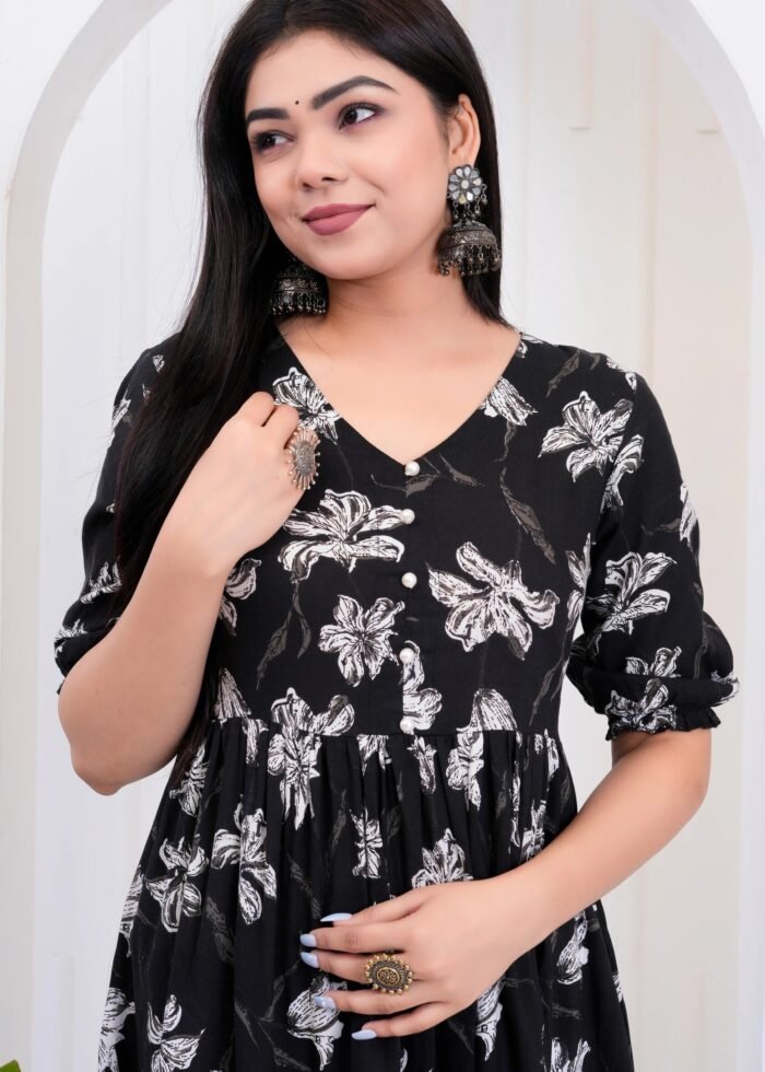 Women's Black Rayon Printed Round Neck Anarkali Gown