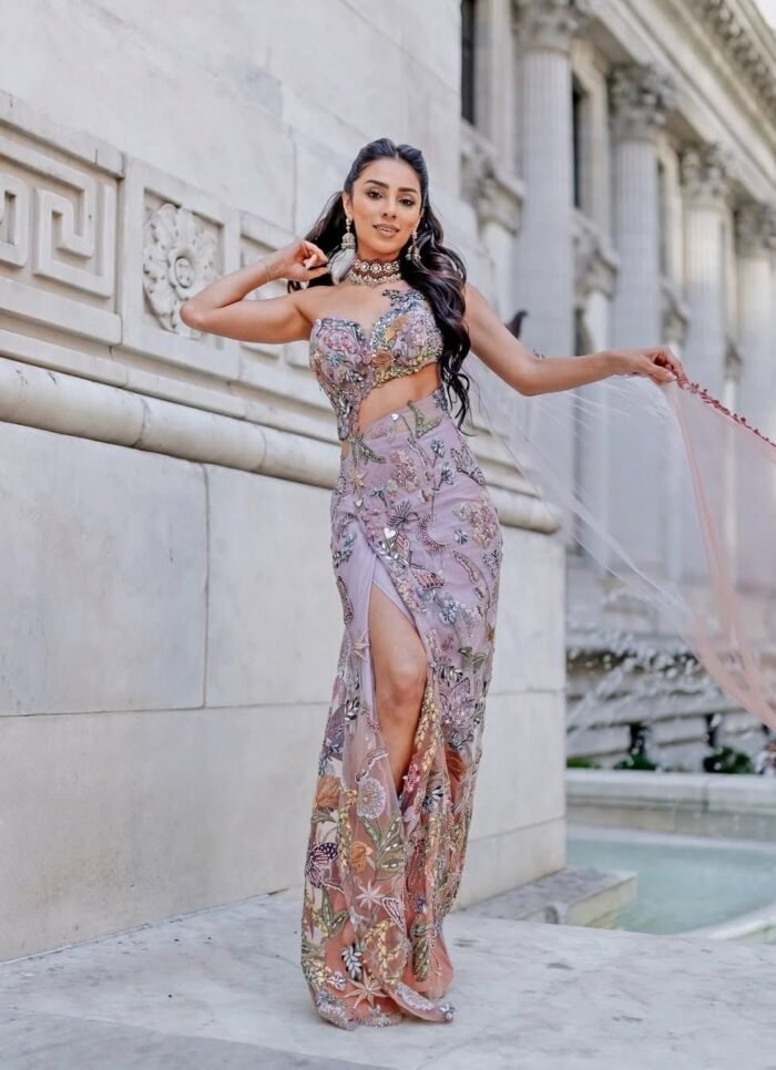 Lilac Ombre Shimmer Net Embroidered Predraped Slit Saree