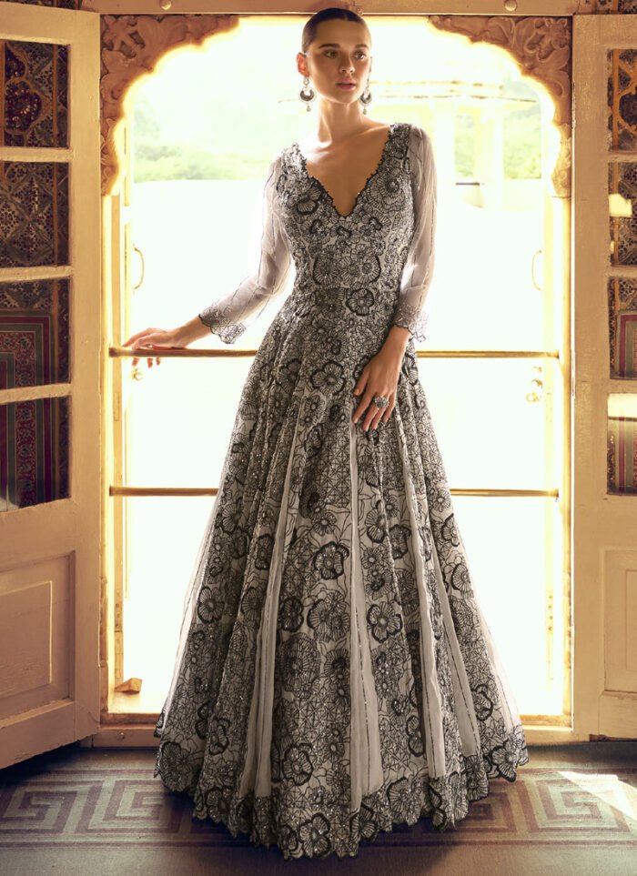 Women's Light Grey Viscos Simmer Jacquard Silk Embroidered Gown
