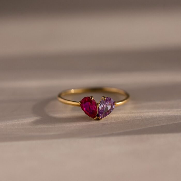 Toi et Moi Teardrop Heart Ring